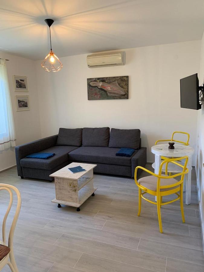 Apartmani "Miso" Podgora Exteriér fotografie