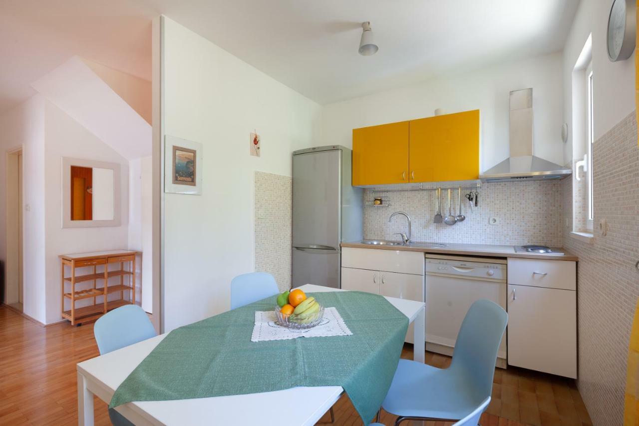 Apartmani "Miso" Podgora Exteriér fotografie